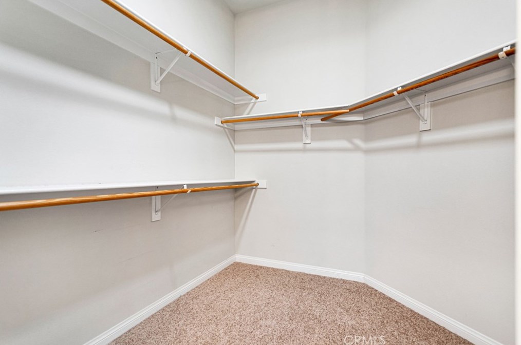 10065 Wilmington Ln, Apple Valley CA  92308-3361 exterior