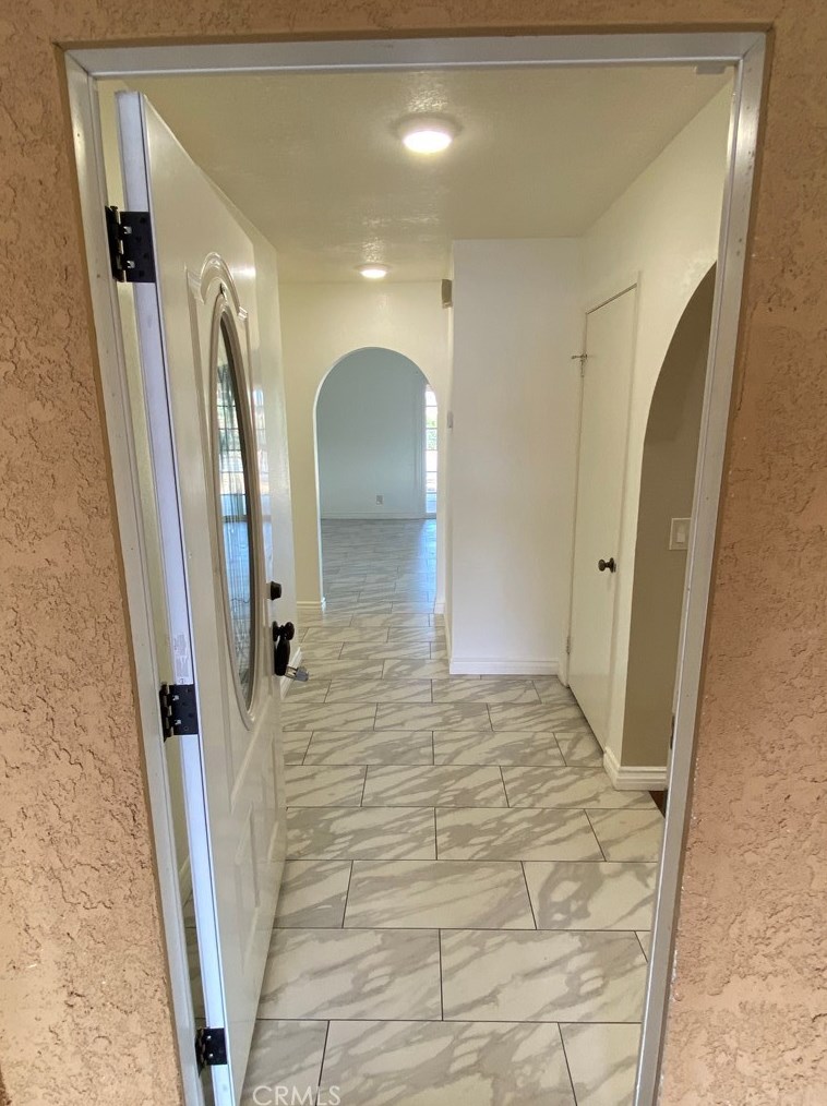 28071 Holly Ct, Helendale, CA 92342