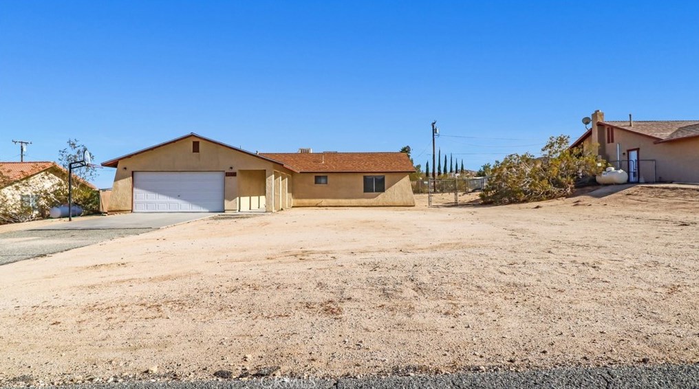 7121 Quail Spring Ave, Twntynine Plm, CA 92277-6532