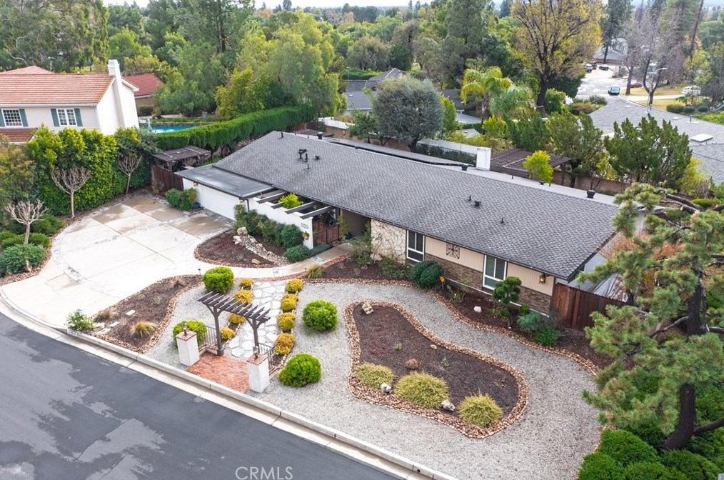 20310 Bermuda St, Chatsworth, CA 91311