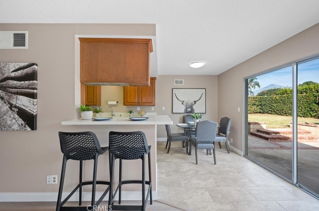 3194 Falcon St, Pomona CA  91767-1006 exterior