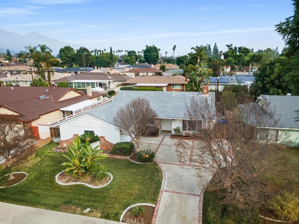 3194 Falcon St, Pomona CA  91767-1006 exterior