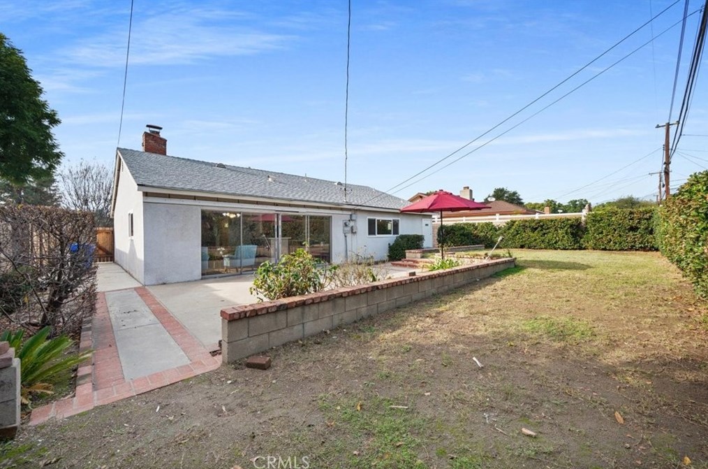 3194 Falcon St, Pomona CA  91767-1006 exterior