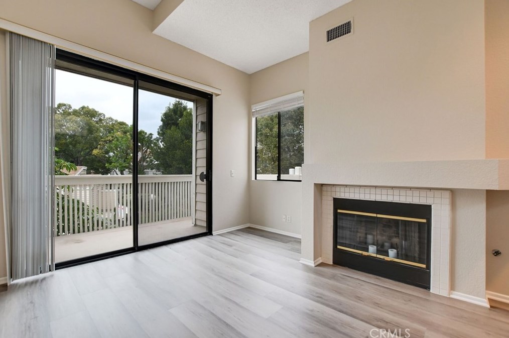 4900 N Grand Ave #332, Covina, CA 91724
