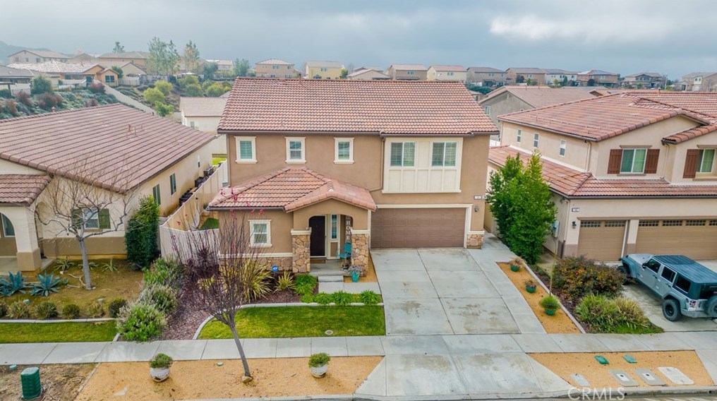 165 Sawgrass Ln, Calimesa, CA 92320