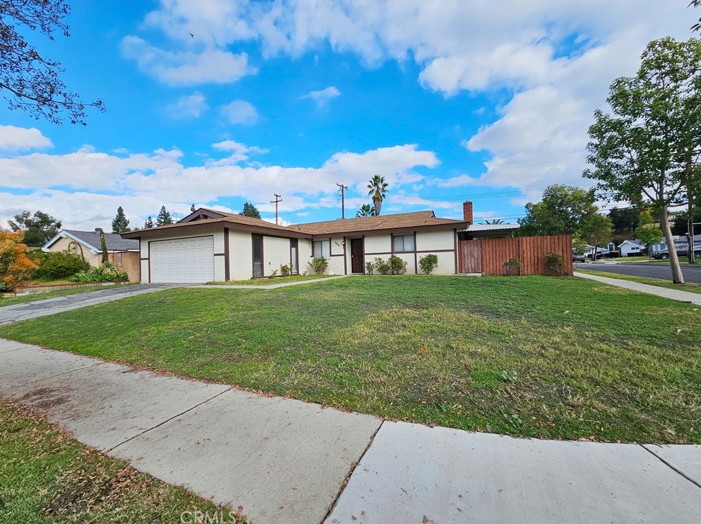 304 N Rennell Ave, San Dimas, CA 91773