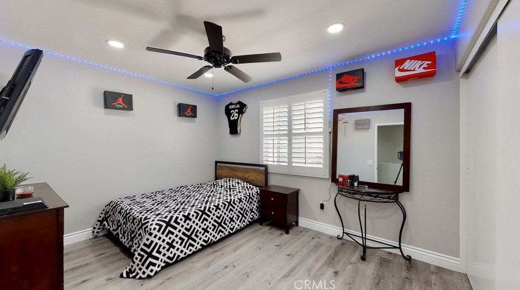 13216 Long Meadow St, Hesperia CA  92344-9266 exterior