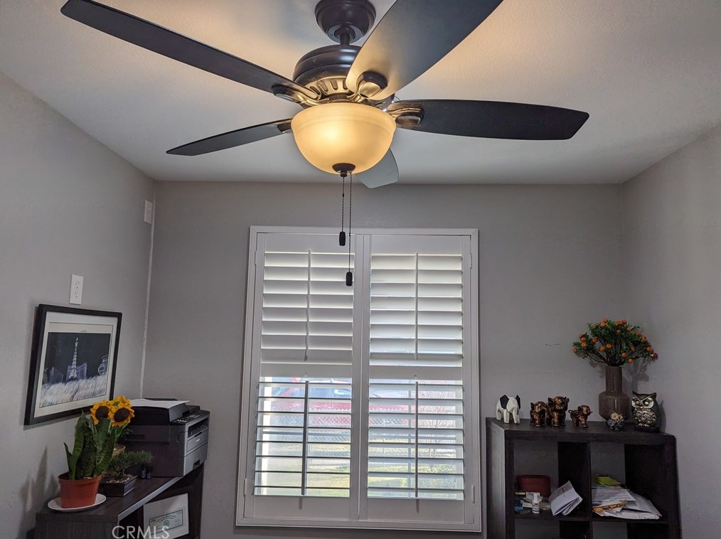 13216 Long Meadow St, Hesperia CA  92344-9266 exterior