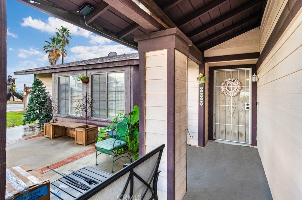 2305 Huff St, Colton, CA 92324