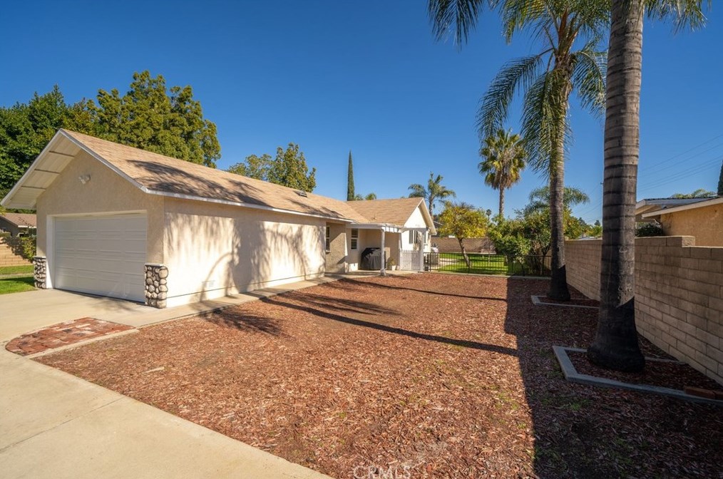 902 Shady Ln, Glendora CA  91740-5395 exterior