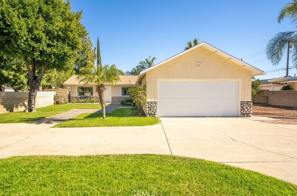 902 Shady Ln, Glendora CA  91740-5395 exterior