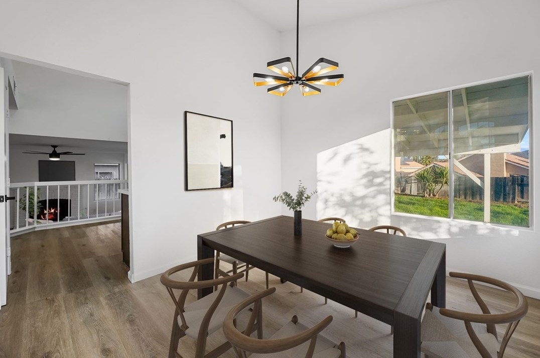22463 Shore View Ct, Wildomar CA  92595-8324 exterior