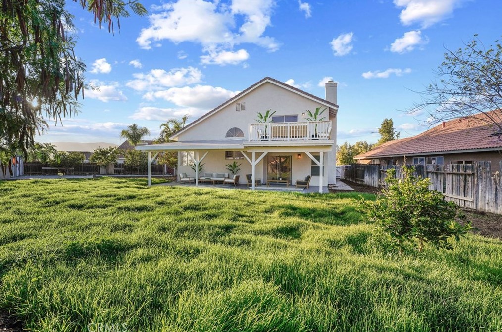 22463 Shore View Ct, Wildomar CA  92595-8324 exterior