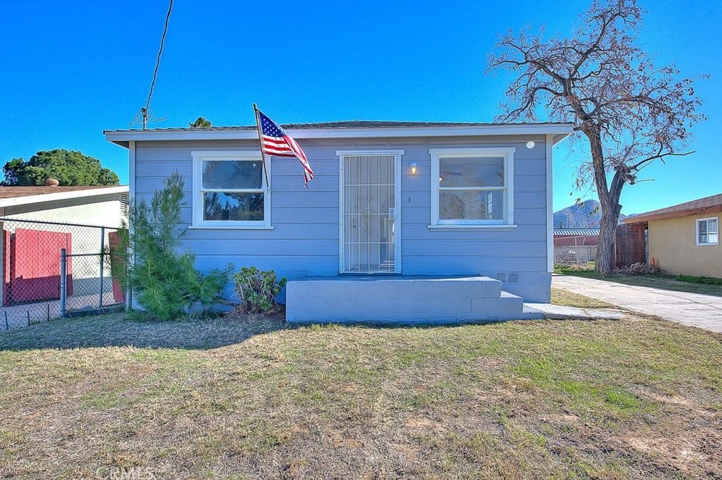 1036 Ardmore St, Riverside, CA 92507-2006