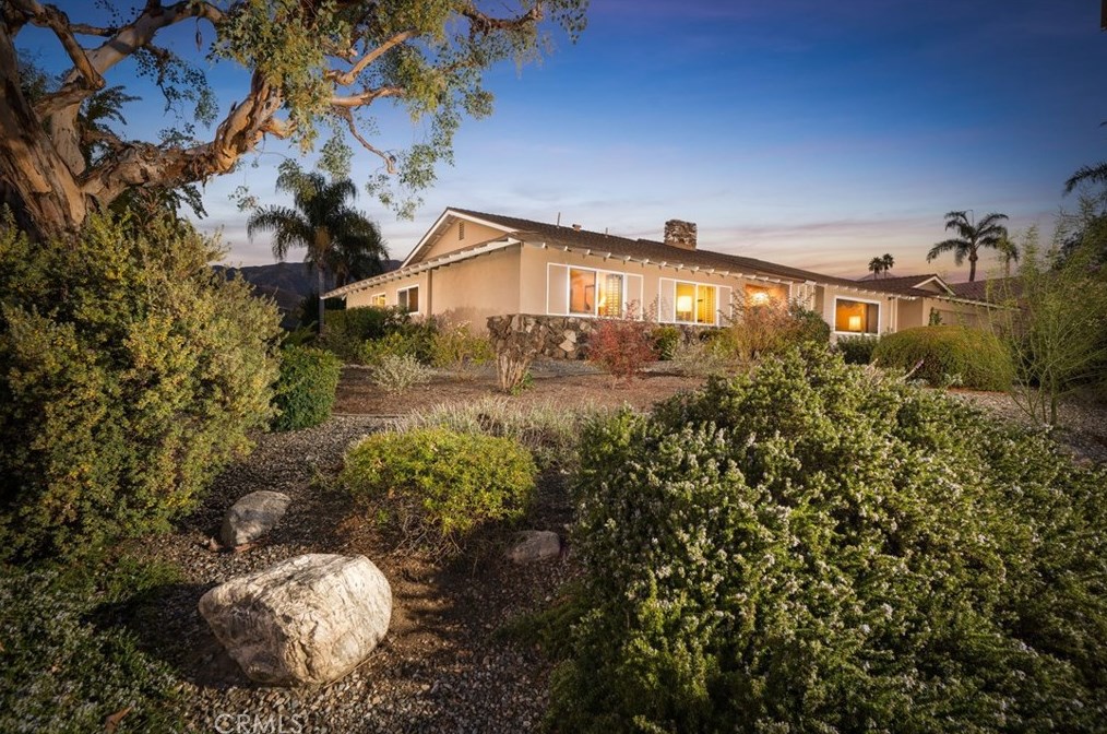 2343 Navarro Dr, Claremont, CA 91711