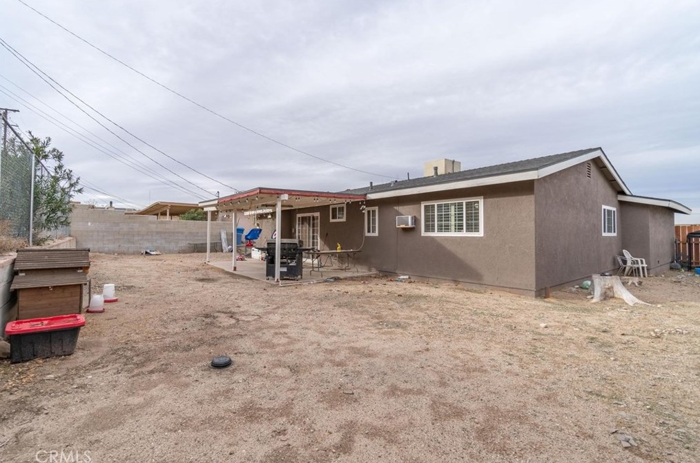 600 Mountain View St, Barstow CA  92311-2923 exterior