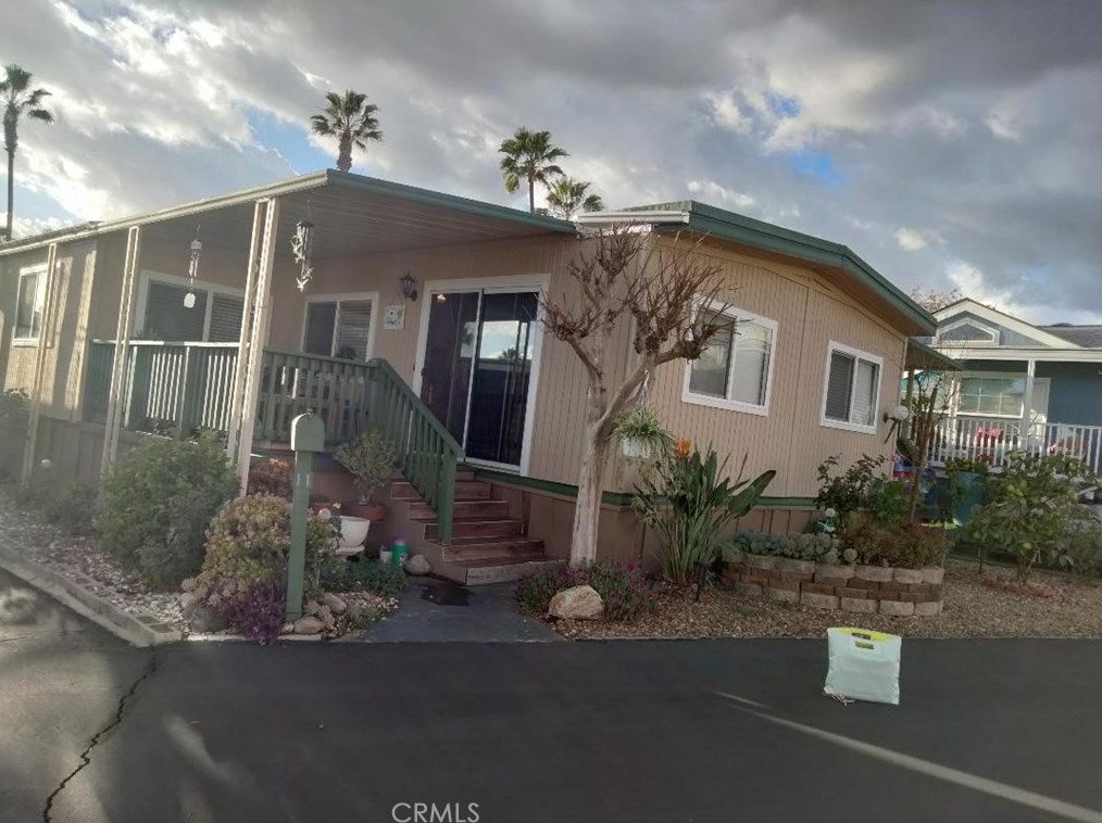1515 W Arrow Hwy #11, Upland, CA 91786