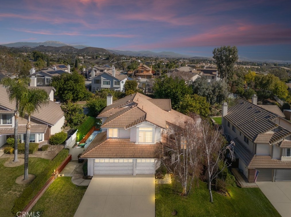 24762 Shoshone Dr, Murrieta, CA 92562-5880