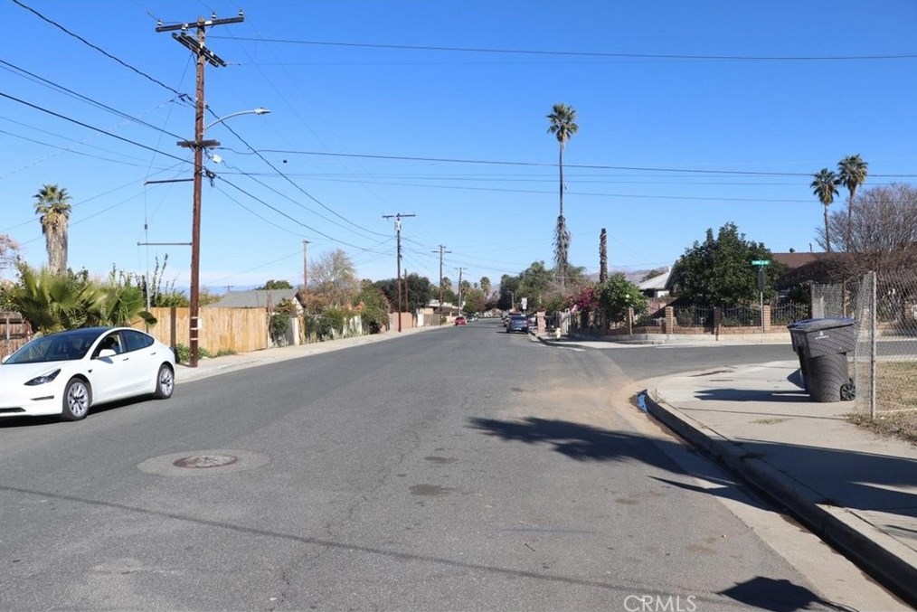 7614 Fern St, Riverside CA  92504-4429 exterior