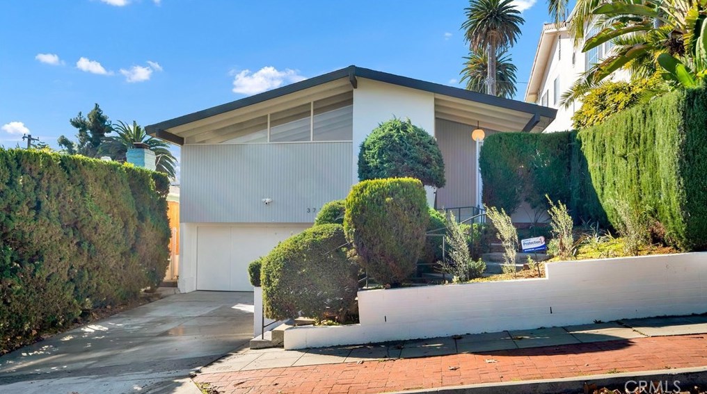 3715 Colonial Ave, Los Angeles CA  90066-3623 exterior