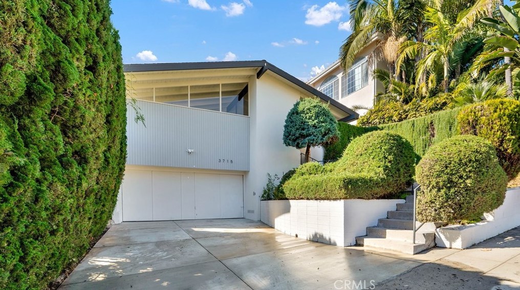 3715 Colonial Ave, Los Angeles CA  90066-3623 exterior