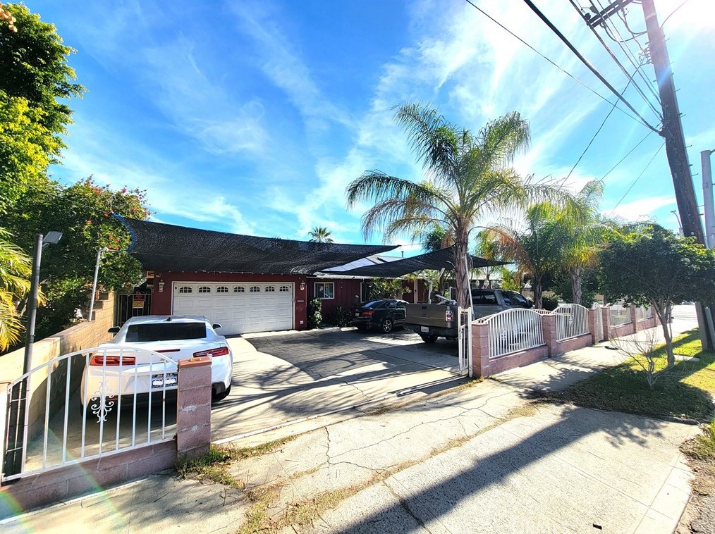 1215 N Sycamore Ave, Rialto, CA 92376