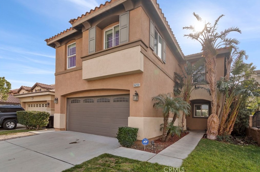 16259 Starfire Ln, Fontana, CA 92336-5829