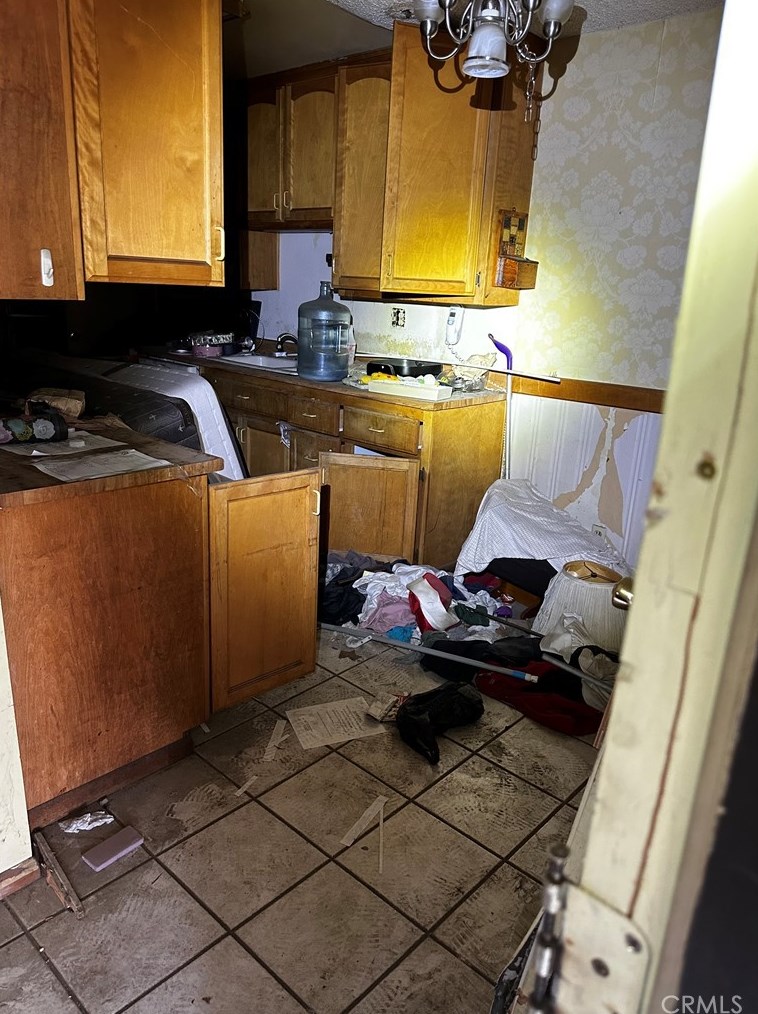 1503 N Lassen Ave, Ontario, CA 91764