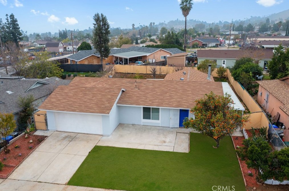6322 Leyburn Pl, Riverside CA  92509-5763 exterior