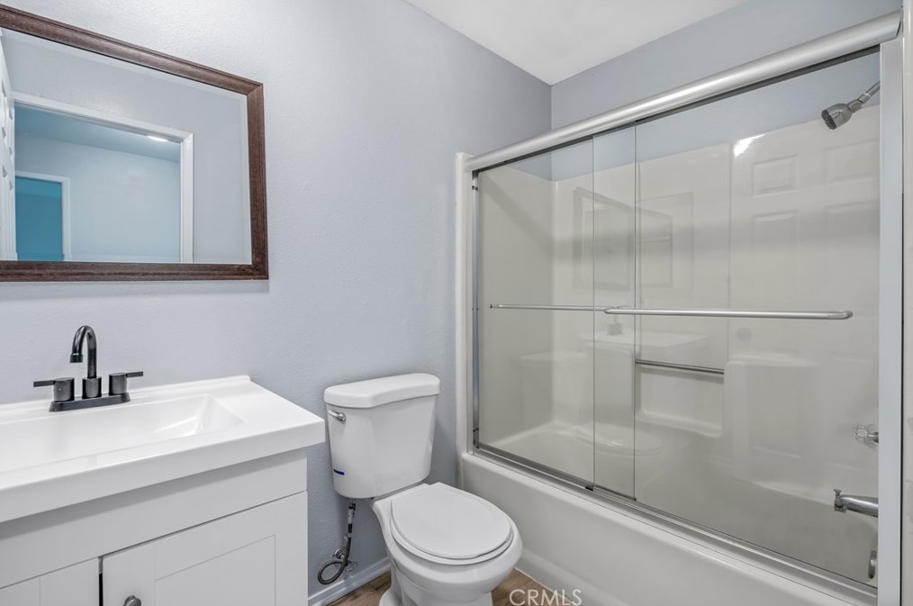 6322 Leyburn Pl, Riverside CA  92509-5763 exterior