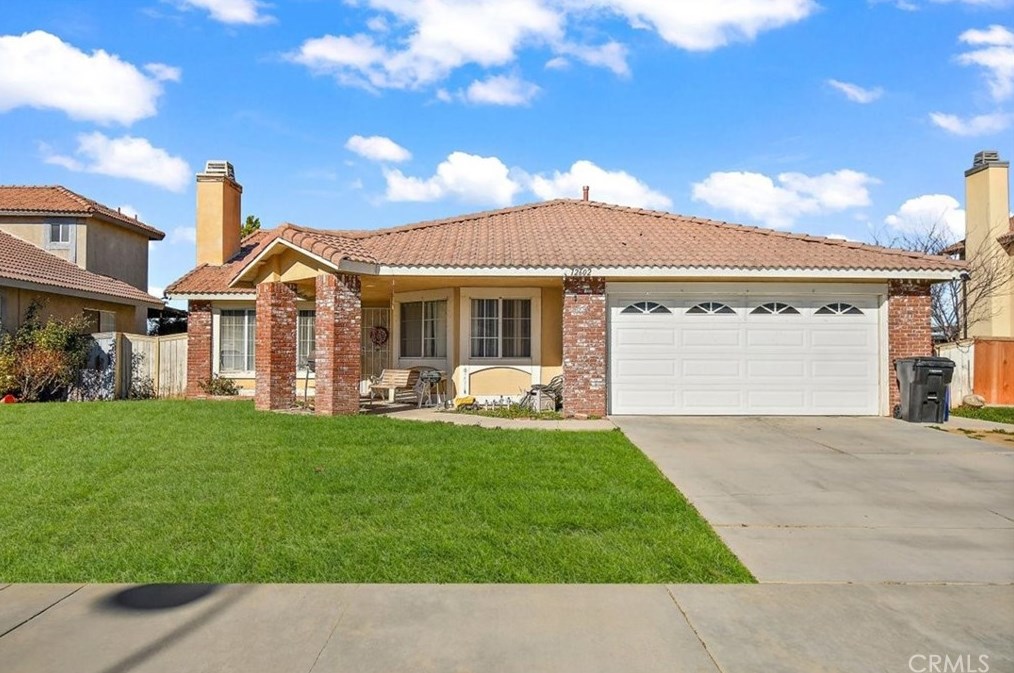 12602 El Dorado Pl, Victorville, CA 92392-8066