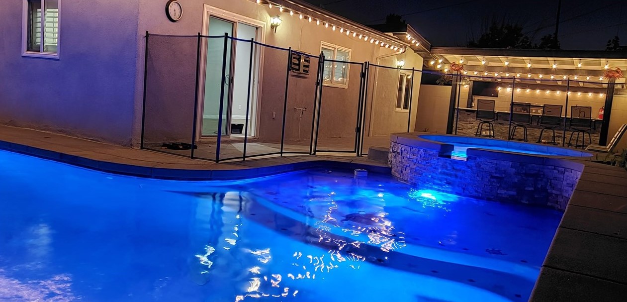 10039 Primrose Dr, Riverside CA  92503-4277 exterior