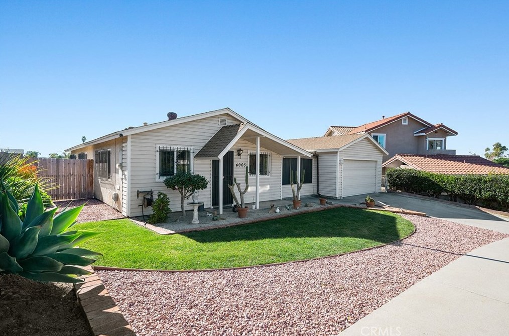 4065 Jonathon St, Oceanside, CA 92056