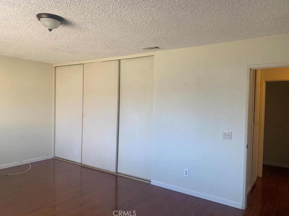 9817 Blanchard Ave, Fontana CA  92335-5815 exterior