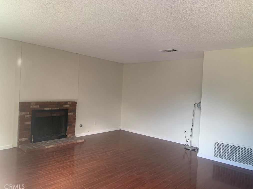 9817 Blanchard Ave, Fontana CA  92335-5815 exterior