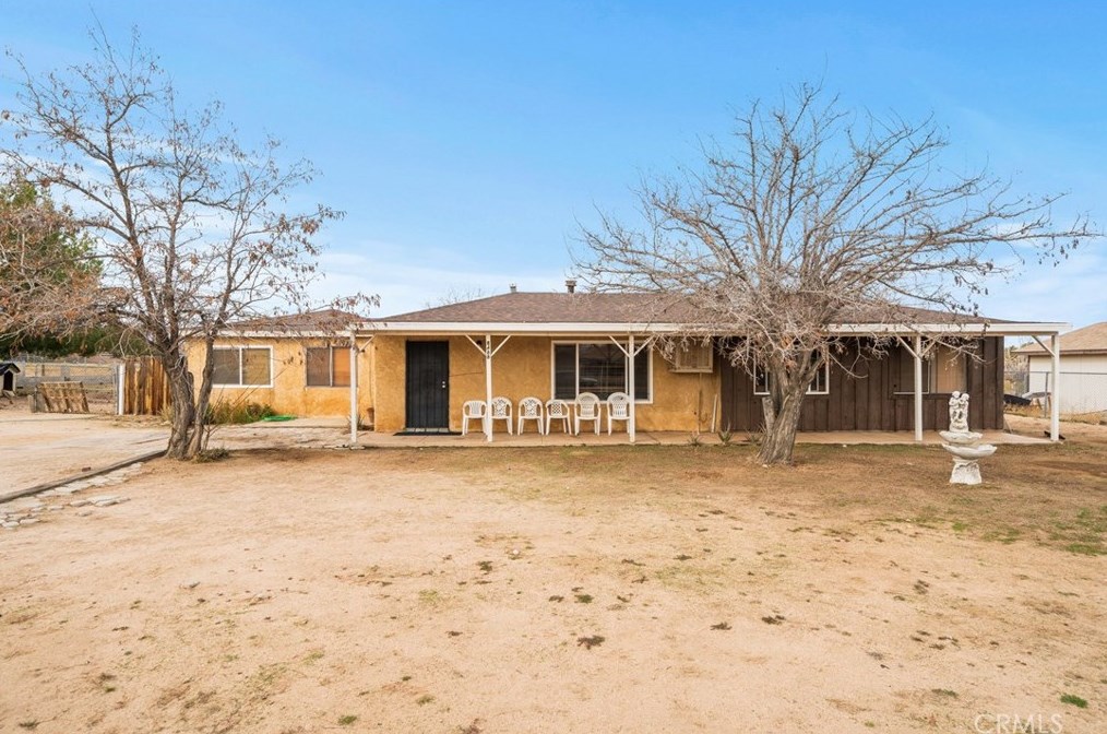 8488 5th Ave, Hesperia, CA 92345-4054