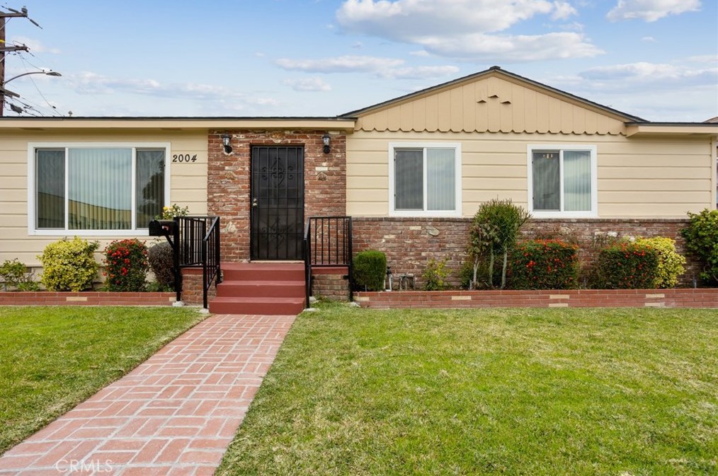 2004 W Madison Ave, Montebello, CA 90640