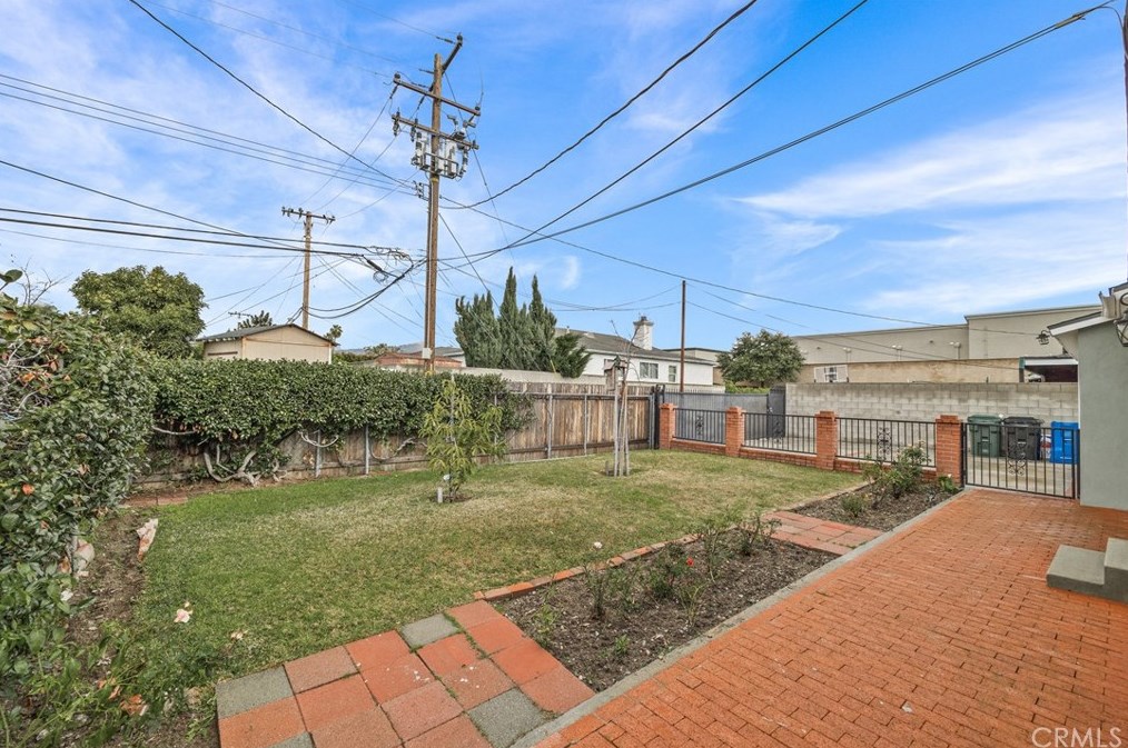 1253 Gladstone St, Glendora CA  91740-5326 exterior