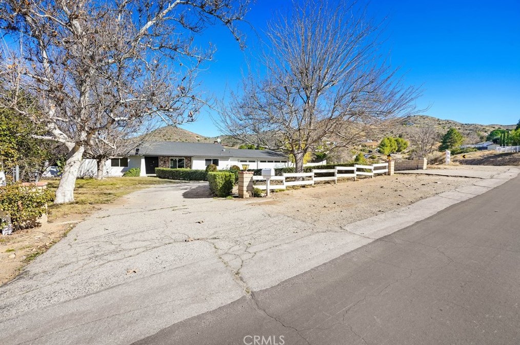 2997 Country Way, Acton, CA 93510