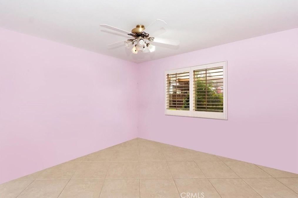 1375 Michigan Ave, Beaumont CA  92223-1726 exterior