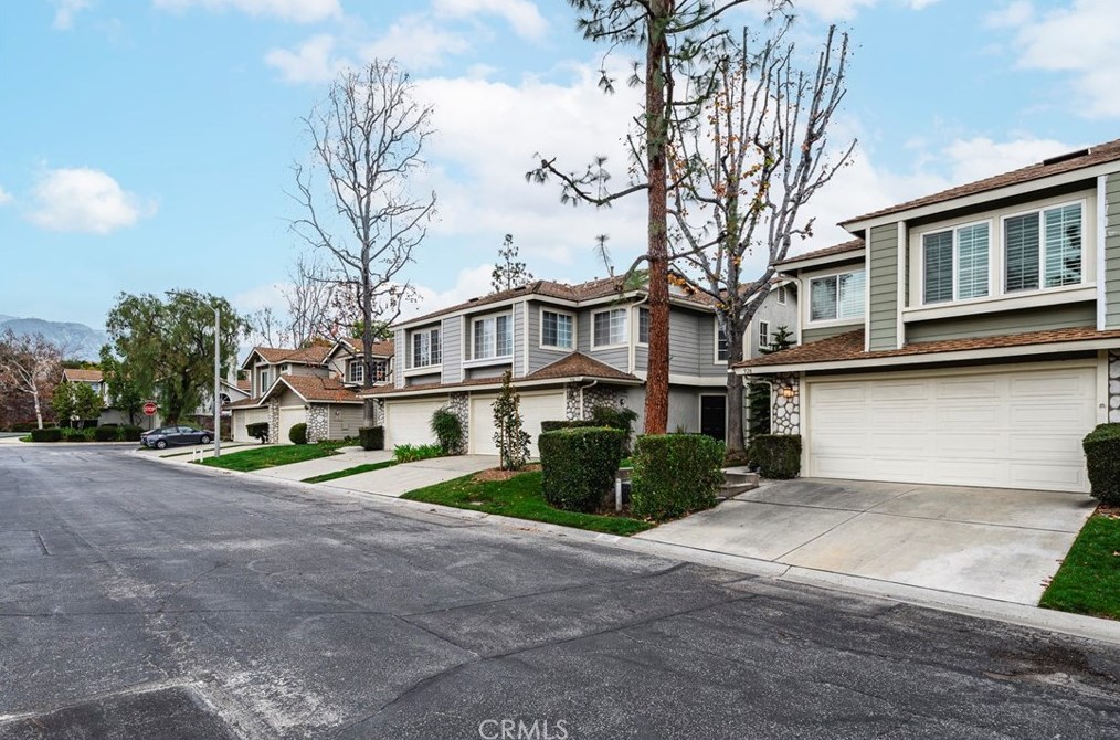 928 Lotus Cir, San Dimas, CA 91773