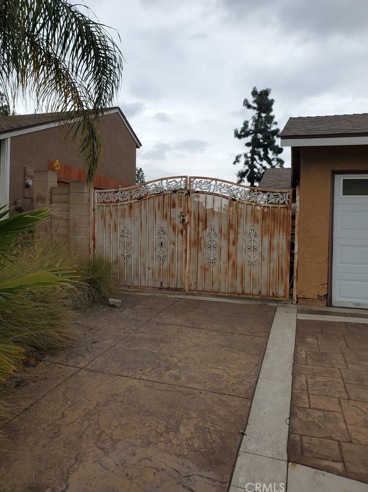 1317 S Boulder Ave, Ontario, CA 91762