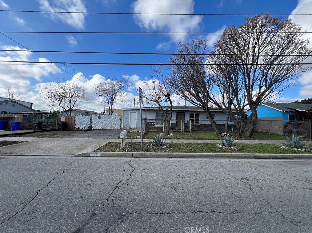 148 S Lilac Ave, Rialto, CA 92376