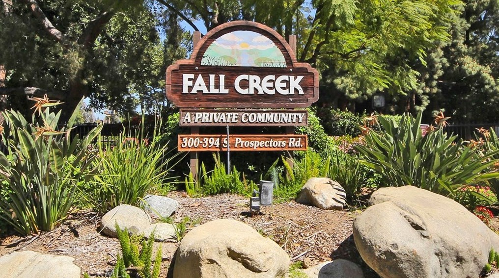 380 S Prospectors Rd #94, Pomona, CA 91765
