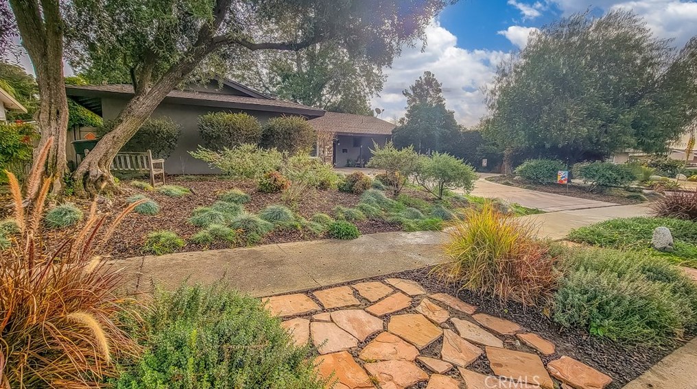 1648 Mountain Ave, Claremont, CA 91711-3441