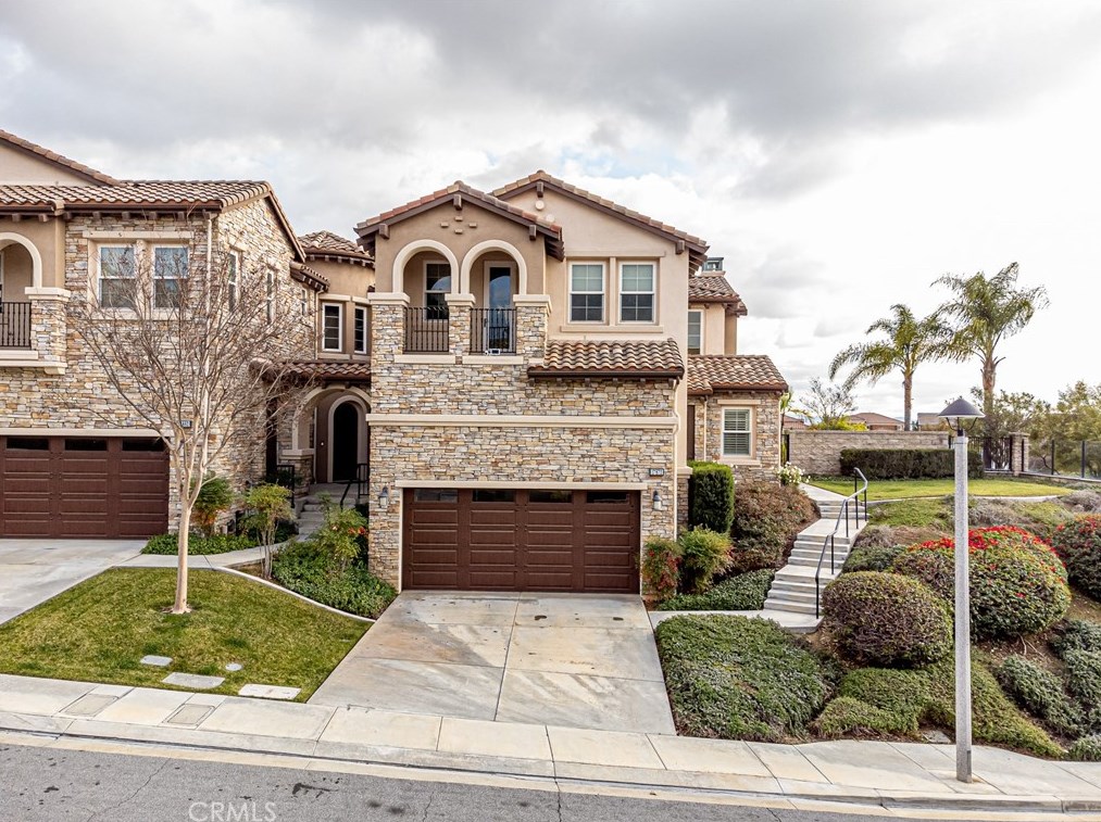 17872 Via Roma, Yorba Linda, CA 92886-2870