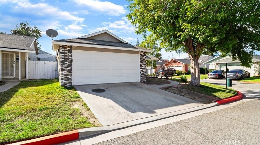15957 Randall Ave #3, Fontana, CA 92335