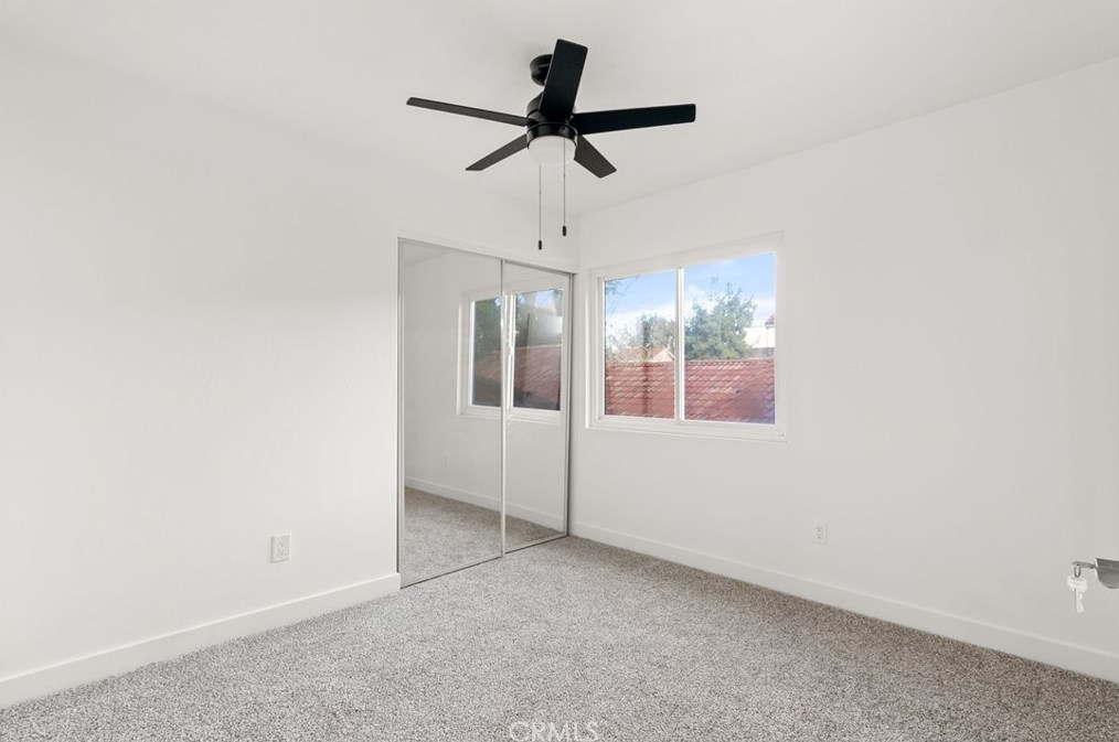 6172 Darcee Dr, Riverside CA  92509-6273 exterior