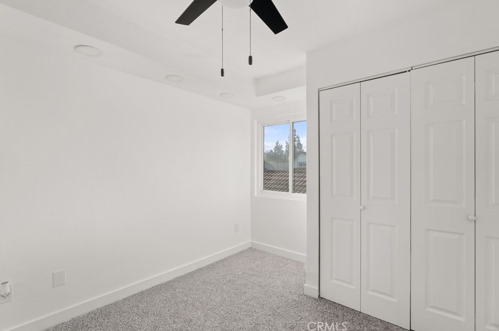 6172 Darcee Dr, Riverside CA  92509-6273 exterior