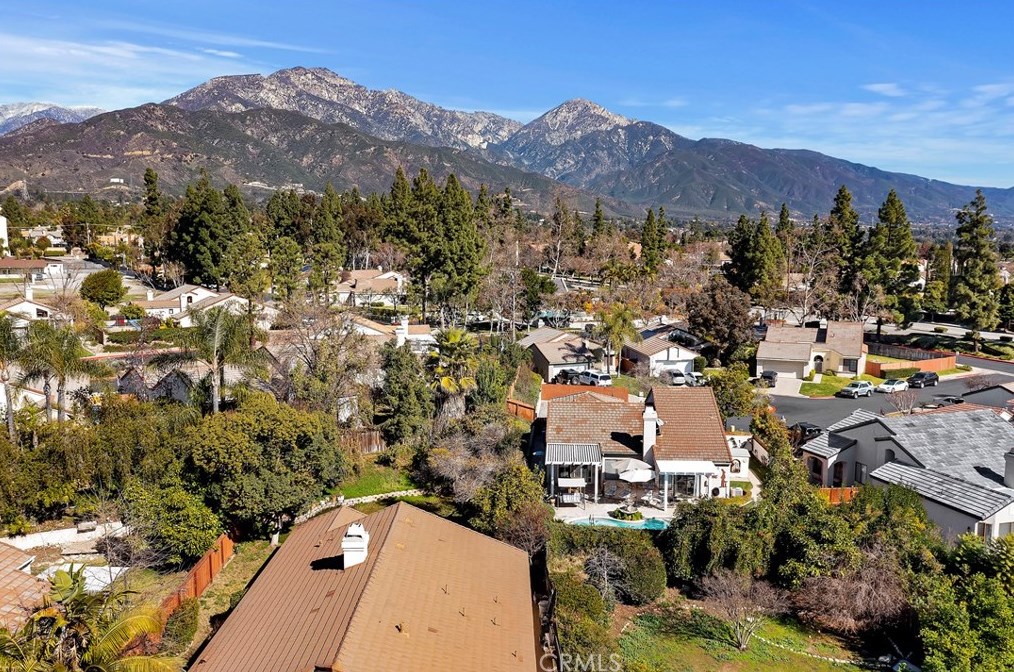 1244 Creekside Ct, Upland CA  91784-7934 exterior